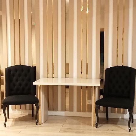 Elegant Suite - Titan Park Бухарест Экстерьер фото