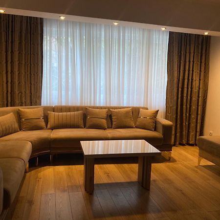 Elegant Suite - Titan Park Бухарест Экстерьер фото