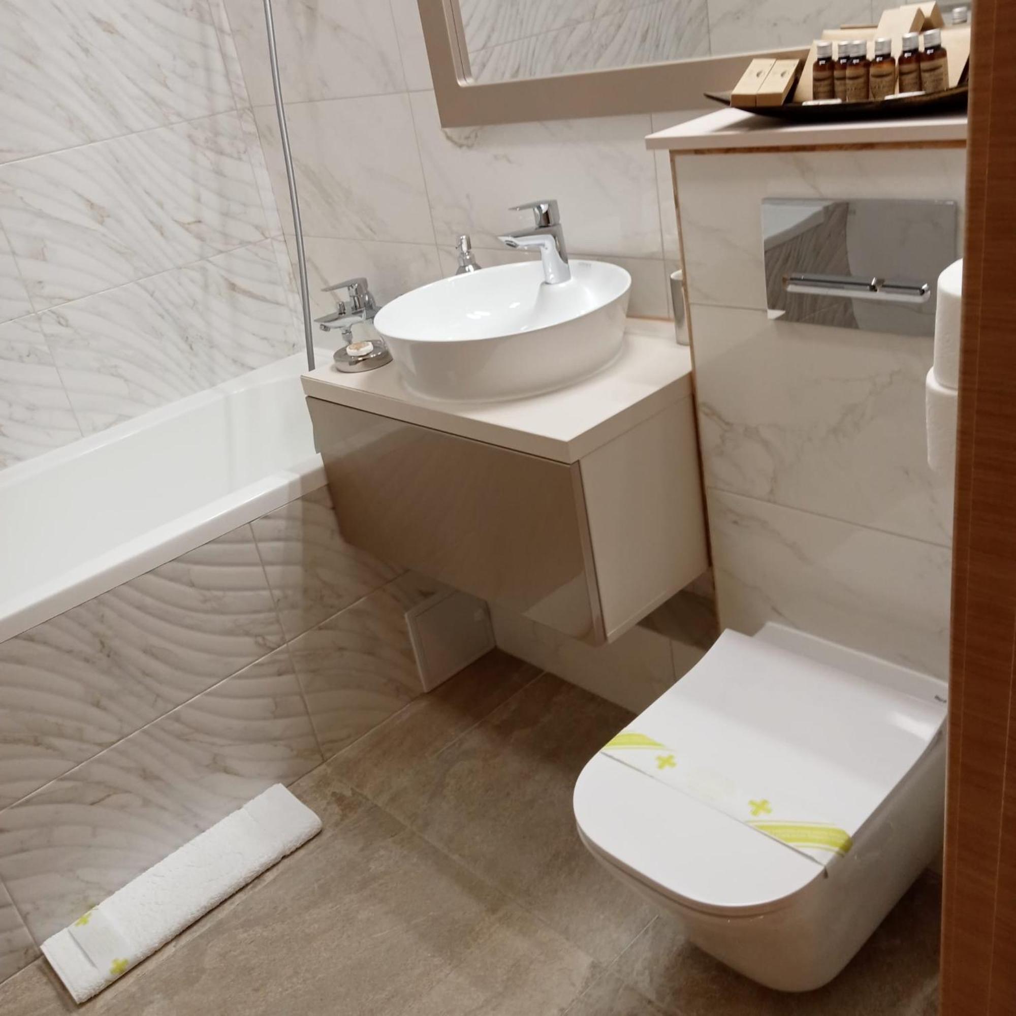 Elegant Suite - Titan Park Бухарест Экстерьер фото